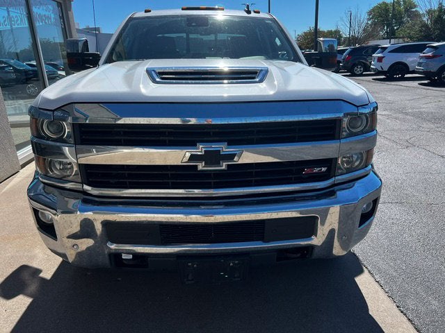 chevrolet silverado 3500hd 2017 1GC4K0EY8HF187409 image chevrolet silverado 3500hd 2017 1GC4K0EY8HF187409 image